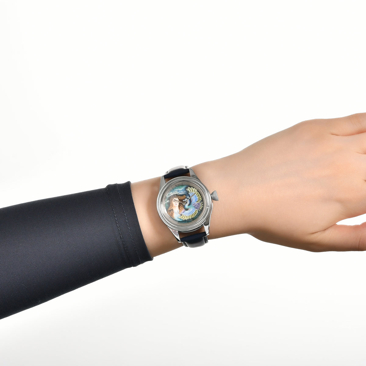 Montre avec Motif de Femme et d'Aigle