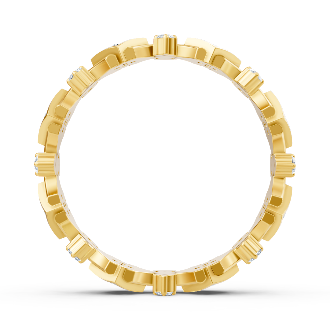 Yellow gold ring with round diamonds