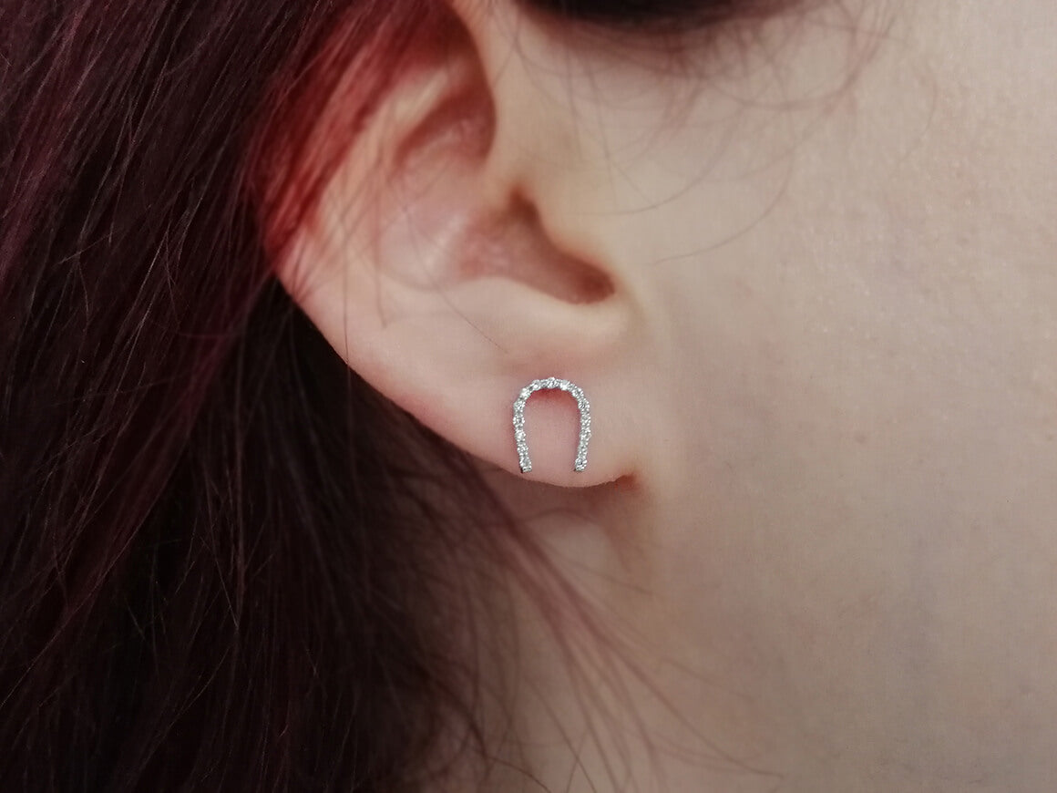 Boucles d'oreilles clous fer à cheval diamants