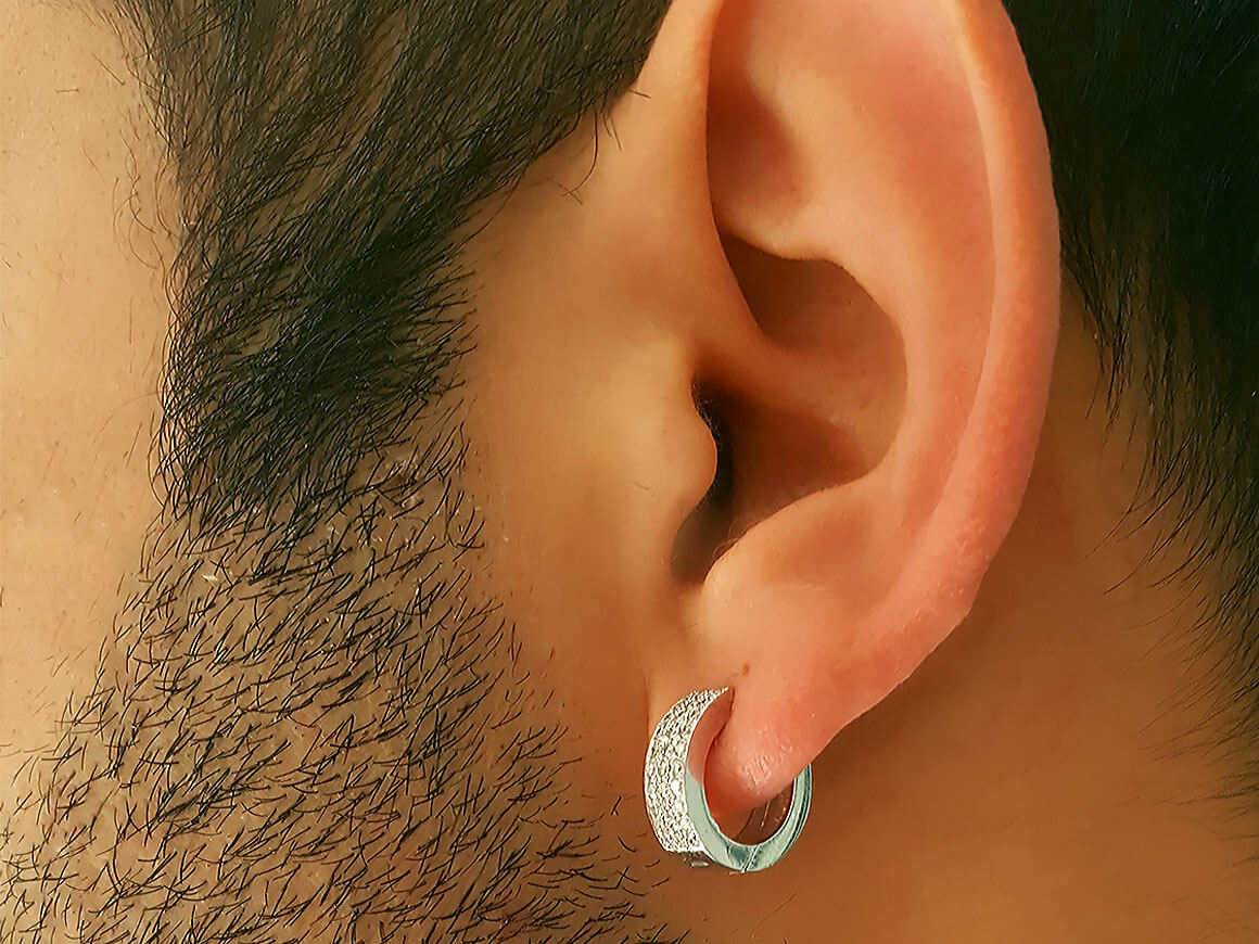 Boucles d'oreilles créoles homme diamants trois rangs