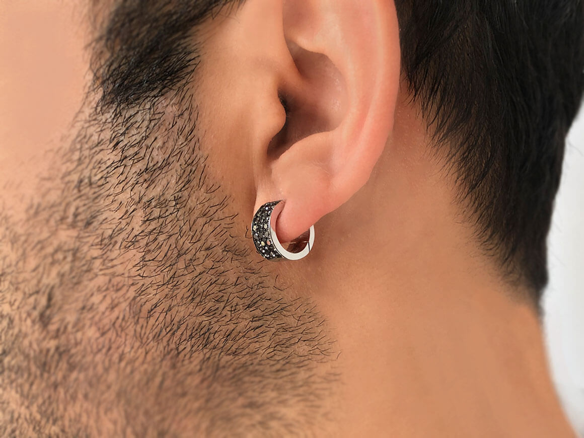Boucles d'oreilles créoles pour hommes à trois rangées de diamants noirs