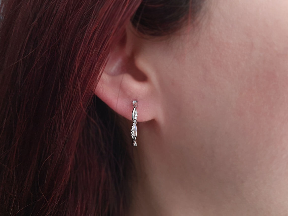 Boucles d'oreilles créoles infini diamant
