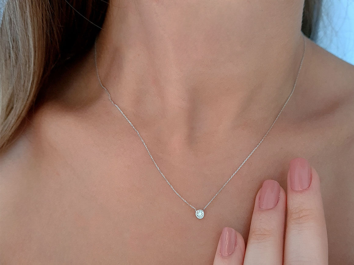 Collier solitaire diamant 0,12 carat