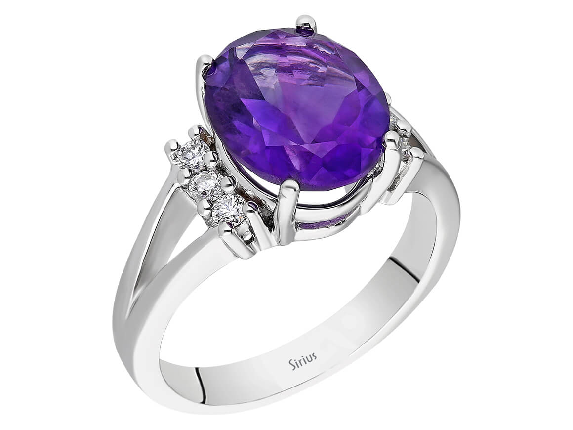 Diamond and Oval Amethyst Ring