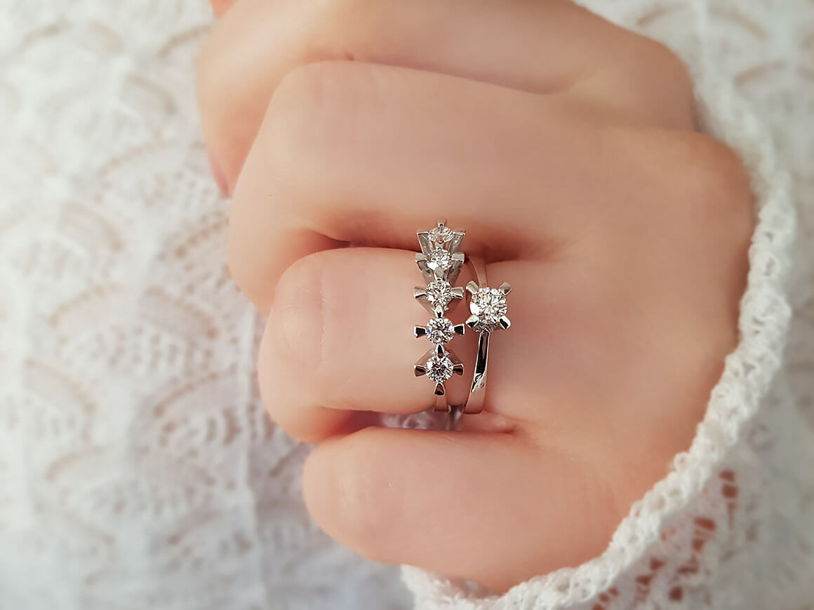 Bague solitaire diamant 0,23 carat