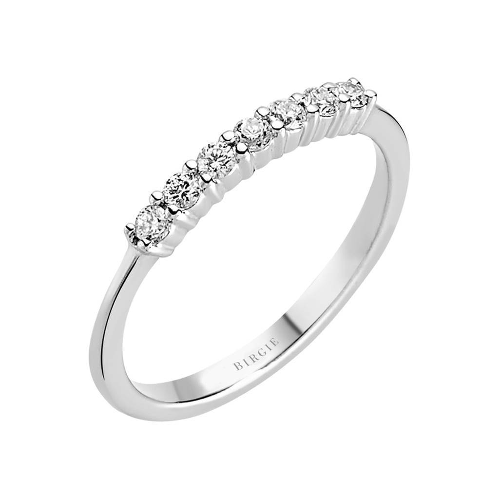 Bague de fiançailles à sept diamants de 0,14 carat