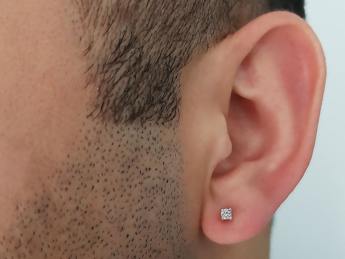 Boucles d'oreilles à tige avec diamant solitaire de 0,11 carat pour hommes