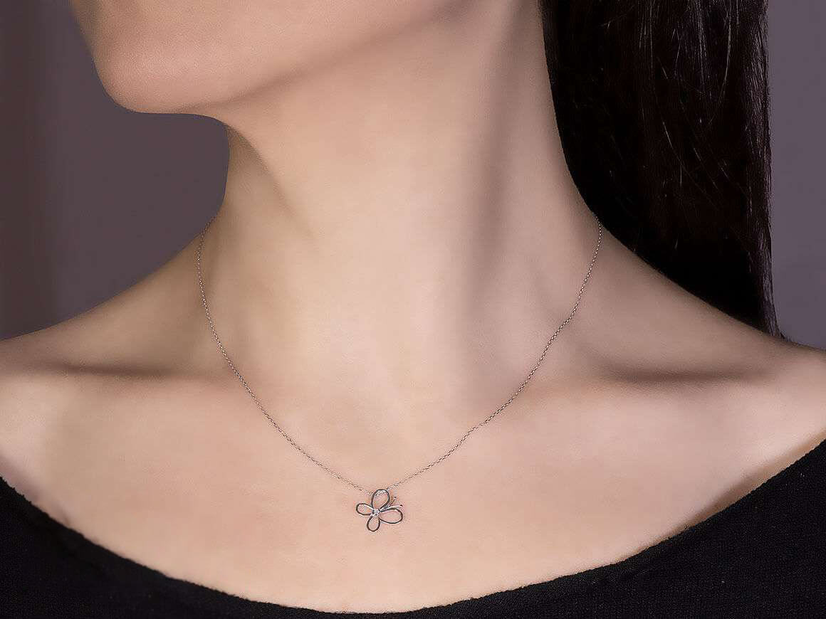 Collier papillon diamant