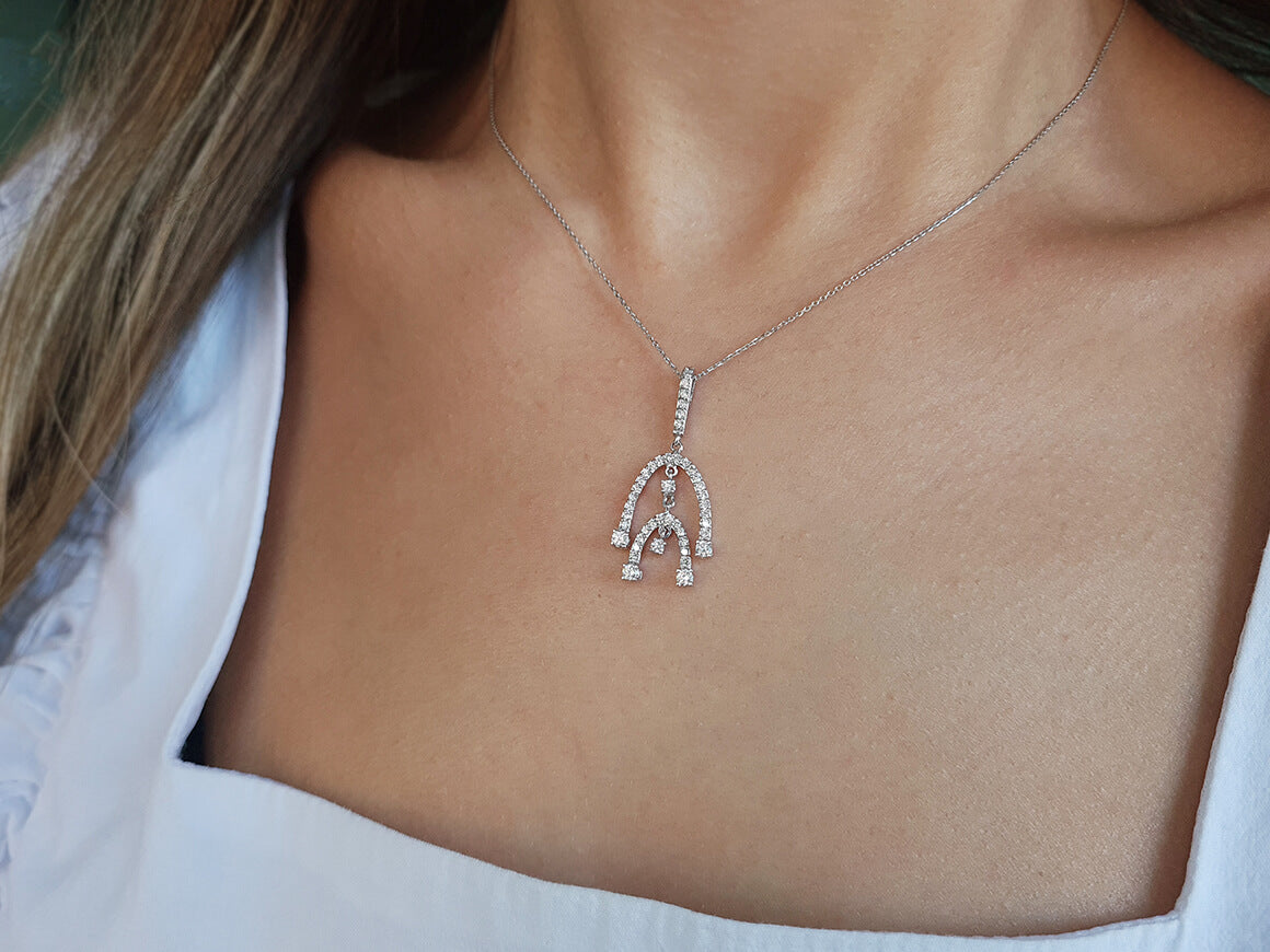 Collier oscillant diamant
