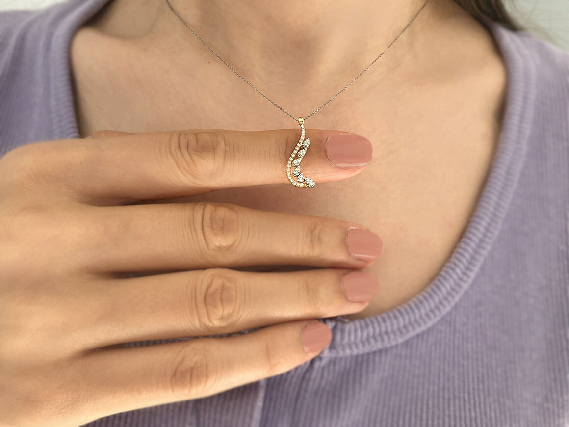 Collier goutte d'amour en diamant