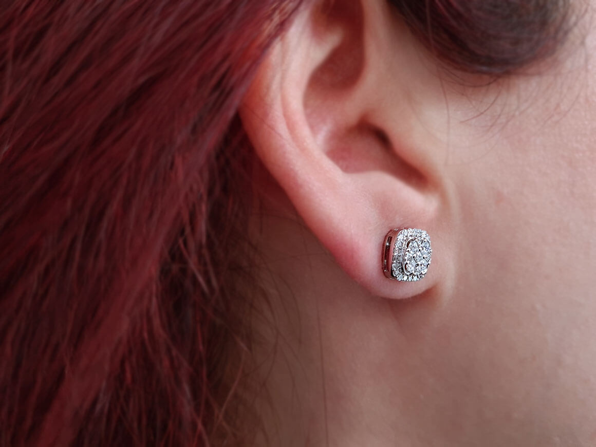 Boucles d'oreilles puces diamant Borealis