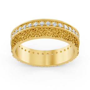 Exquisite diamond ring in 14K yellow gold