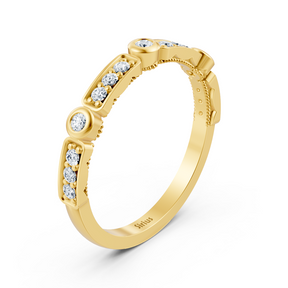 Diamond and ruby ​​ring white gold