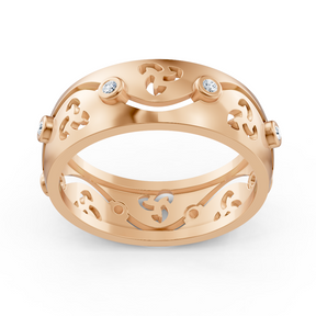 Elegant rose gold ring with round diamonds in bezel design