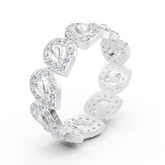 Opulenter Weißgold Ring mit Diamanten – Funkelndes Blütenmeer Design