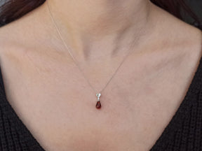 Diamant und Tropfen Garnet Halskette