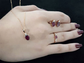 Diamant und Oval Rosa Radolite Halskette