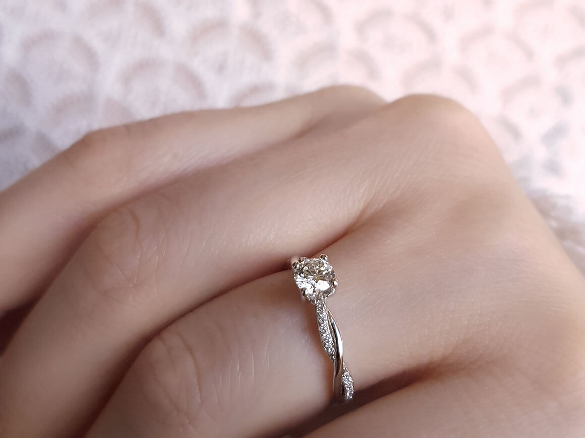 0,48 Gesamtkarat Diamant Halo Solitaire Ring