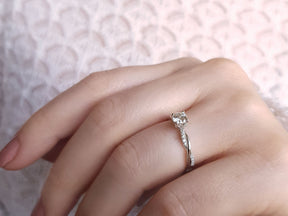 0,48 Gesamtkarat Diamant Halo Solitaire Ring