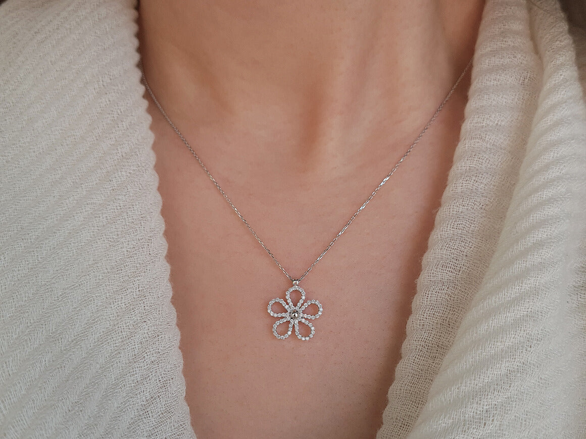 Diamant Blume Halskette