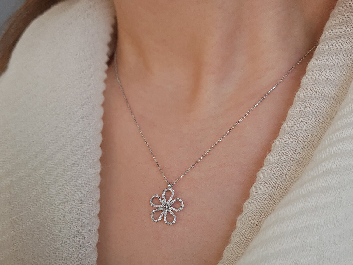 Diamant Blume Halskette