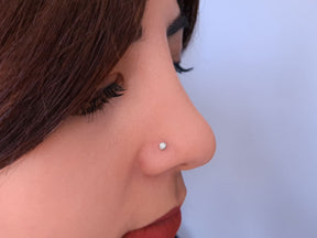 0.07 Karat Diamant Nasenpiercing