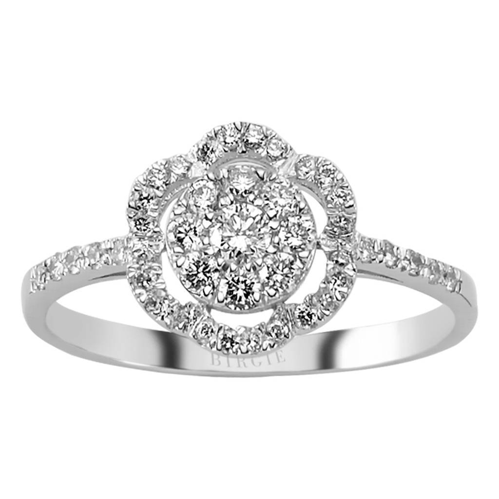 Flower Design Diamond Ring