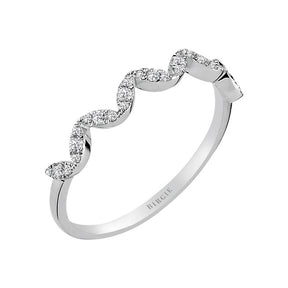 Wavy Design Diamond Ring