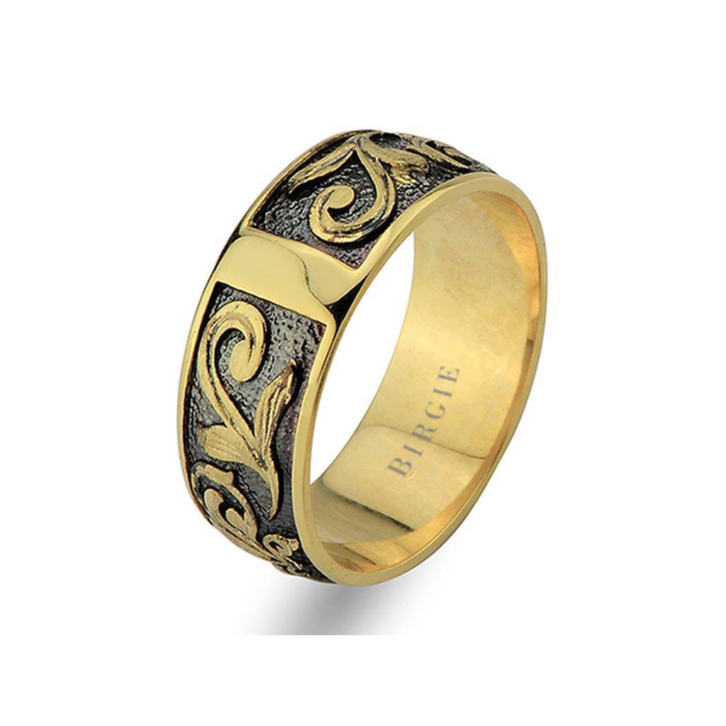 Floral Design Yellow Gold Wedding Band