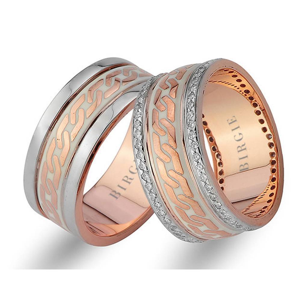 Chain Design White and Rose Gold Wedding Band w/ Diamonds