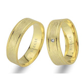 Yellow Gold Matt Classical Wedding Band w/ Single Diamond - Birgie Diamant | Fine Jewellery - Diamant & Edelstein Schmuck